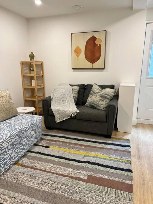 2Bd Modern Guest Suite Near Lec Лэнгли Экстерьер фото